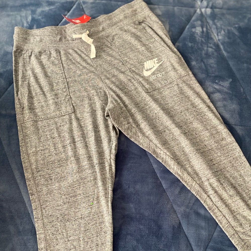 Nike Capri Pant
